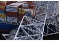 NGERI! Kapal Kargo Tabrak Jembatan Francis Scott Key Baltimore Amerika Serikat Hingga Runtuh