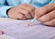15 Contoh Soal Ujian Sekolah Bahasa Indonesia Kelas 9 dalam Bentuk Pilihan Ganda yang Sudah Dilengkapi Kunci Jawabannya