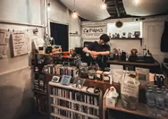 Kisah Kedai Kopi Sederhana di Pemukiman Padat Jogja, Tanpa Akses Mobil, Tanpa WiFi, Didatangi Banyak Turis Asing