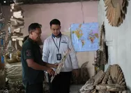 Limbah Kayu Pantai Disulap Jadi Kerajinan Bernilai Ekspor oleh Wayan, Nasabah PNM ULaMM Denpasar