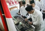 Gus Yasin Puji Kekompakan Warga Cilongok Bangun Madrasah Secara Swadaya