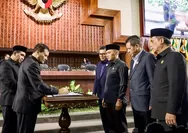 APBD Jateng 2025 Disahkan, Luthfi Dorong Investasi, BUMD, dan BLUD Perkuat Ekonomi