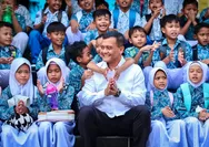 81 Tahun Jateng: Dari Sekolah Gratis hingga Beasiswa, Harapan Terus Dibuka