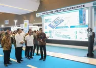 Presiden Jokowi Kunjungi Booth PLN di PEVS 2024, Dirut PLN Paparkan Kesiapan Ekosistem Kendaraan Listrik