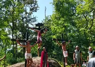 Ratusan Umat Katolik Visualisasi Jalan Salib di Gunung Gandul Wonogiri