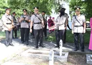 Kapolres Bulukumba Pimpin Upacara Ziarah dan Tabur Bunga di TMP Taccorong