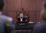 MK Tegaskan Pilkada Tetap Digelar Secara Langsung, Gugatan Empat Mahasiswa Tidak Diterima