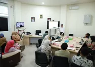 Perkuat Publikasi Layanan Publik, DPMPTSP Bulukumba Bekali Tim Media Sosial Bersama Humas Pemkab