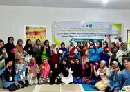 Cegah Nyeri Akibat Kerja, Tim Fisioterapi Unhas Latih Fisik Kelompok Wanita Tani di Bulukumba