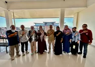 Kunjungi Bulukumba, Tim Satgas KAGAMA-KKN UGM Sulsel Borong Produk Kriya Bulukumba
