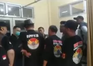 Pelayanan Kesehatan di Puskesmas Leuwisadeng Dipertanyakan; RW Ngamuk Bawa Golok