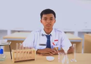 Dulu kerja di bengkel karena ayah stroke, kini Hendi bisa sekolah gratis dan kejar mimpi