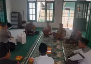 Jumat Curhat dan Jumat Berkah Polsek Cibogo, polisi buka ruang dialog bersama warga