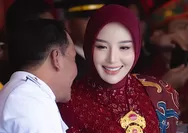 Istri muda Gubernur Kalteng disorot usai dapat seremoni pribadi, padahal asap karhutla masih bayangi warga