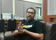 Di balik data dan riset Bapperida, Iwan Syahrul Anwar menemukan ruang lain dalam sastra