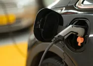 Baterai mobil listrik sudah berumur, apakah biaya perbaikannya bisa lebih mahal dari nilai mobil bekas?