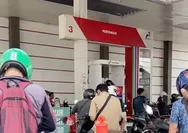 Pertamina minta maaf soal BBM Bali langka, kapan antrean berakhir?