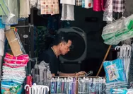 Pelaku UMK jual produk lokal di E-Commerce dapat diskon biaya 50 persen, begini cara daftarnya