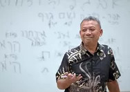 Dua Bahasa, Dua Wajah Diplomasi Iran di Tengah Perang Berkecamuk