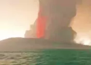 Anak Krakatau Erupsi, Dinkes Tangsel Ingatkan Warga Waspadai Paparan Abu Vulkanik
