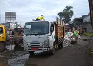 Tumpukan Sampah di Tanjung Raja Mulai Dibersihkan, Sekda Ogan Ilir Imbau Masyarakat Tertib Buang Sampah