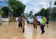 Camat Baturaja Timur Tinjau Langsung Banjir Dikawasan Bakung