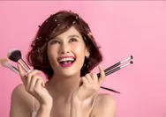 Salah Satunya Pakai Primer, Ini 4 Tips Cegah Oksidasi Makeup