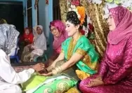 Mengenal Tradisi Peta Kapanca Pada Masyarakat Dompu, Prosesi Sakral Jelang Pernikahan