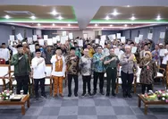 Wakil Menteri ATR/BPN Serahkan 50 Sertifikat Wakaf di Kabupaten Bekasi: Langkah Nyata Perjelas Status Kepemilikan Tanah