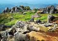 Melihat Wisata Keajaiban Alam: Stone Garden Geopark yang memukau di Jawa Barat