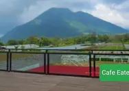 Dikelilingi 6 Gunung Sekaligus: Pengalaman Menakjubkan di Senja Pagi Cafe Eatery, Magelang Jawa Tengah 