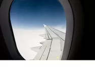 TERJAWAB ! Karena Alasan Ini Pintu Pesawat Itu Posisinya Berada di Sebelah Kiri ?
