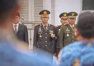 Kapolres AKBP Oxy Pratesta SIK Hadiri Upacara Bendera Peringatan Harkitnas dengan Semangat Bangkit Untuk Indonesia Emas