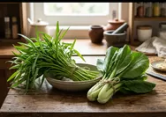 Daftar Buah dan Sayur dengan Kandungan Pestisida Tertinggi, Stroberi hingga Bayam Masuk Peringkat Atas