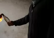 Demo Mahasiswa Jakarta Disusupi, Dua Orang Bawa Molotov Diciduk Polisi