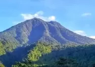 Ramai Dikaitkan dengan Pesugihan, Fadli Zon Sebut Tradisi Ziarah Gunung Kawi Adalah Warisan Budaya