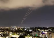 Iran Lancarkan Serangan Balasan ke Israel dengan Ratusan Drone Peledak dan Rudal
