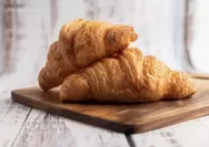 Jejak Sejarah Croissant: Kisah Asal Usul dan Perkembangan Roti Khas Perancis yang Menggiurkan