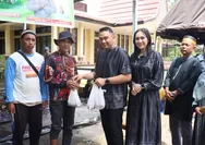 Polres Lebong Salurkan Daging Kurban dari Enam Ekor Sapi pada Masyarakat
