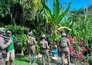 Patroli Humanis Satgas Ops Damai Cartenz  Berikan Rasa Aman Warga
