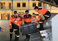 Terus Bergerak Cepat, Polri Kembali Kirim K9, Obat-obatan dan 3,4 Ton Bantuan ke NTT