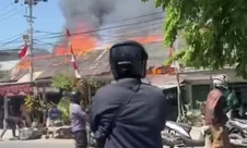 Asrama Kodam Mattoanging Makassar Terbakar, 23 Rumah Hangus dan 26 KK Terdampak