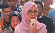 Rachmatika Dewi Tinggalkan Rapat Paripurna, Pilih Temui BEM UNM dan Dengarkan Aspirasi Mahasiswa