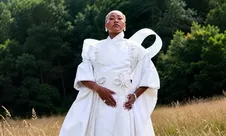 Gaya Dramatis Naomi Osaka dengan Kimono Bergaya Kill Bill di Wimbledon 2026 Rebut Perhatian