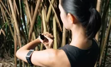 Teknologi dalam Genggaman untuk Sehat: Bagaimana Wearable Device Mempersonalisasi Olahraga Anda