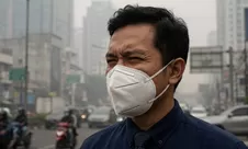 Kabut Asap Dari Kebakaran Hutan Sangat Berbahaya. Gunakan Masker  yang Tepat Seperti Berikut Ini!