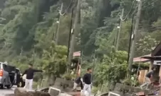 Bencana longsor landa wilayah Aceh Tengah, 4 rumah warga rusak, akses jembatan lumpuh