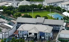 Telisik skandal lapas napi 'sultan' Cibinong: Ada jalur belakang tak berpagar dan temuan 2 mobil mewah