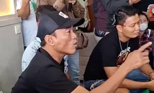 Viral! Botok siram air mineral ke jubir PN Pati, singgung dugaan suap Rp1 miliar