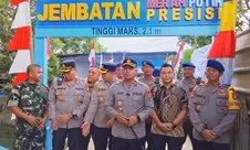 Jembatan Merah Putih Presisi Diresmikan di Ciputat, Polres Tangsel: Bukan Sekadar Penghubung, Jadi Penggerak Ekonomi Warga
